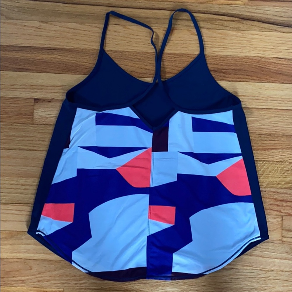 Under Armour tank